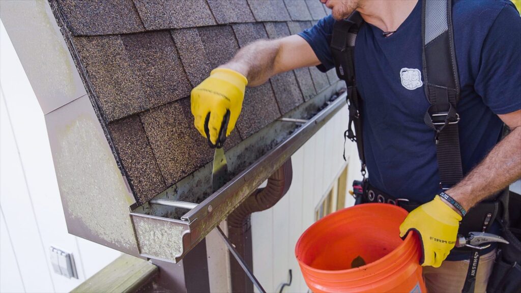 The installation and cleaning of gutters in Philadelphia